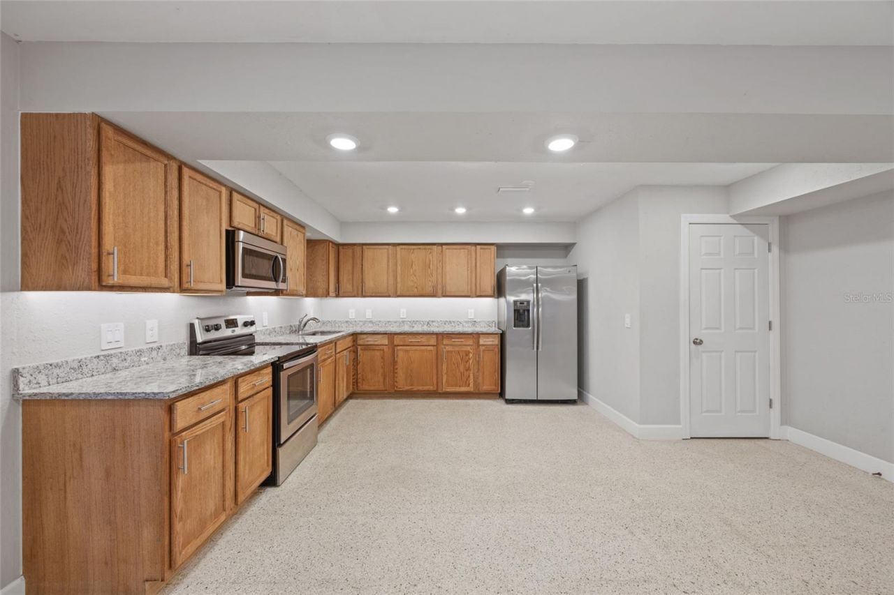 409 Debra Drive, Brandon, FL 33510 Photo