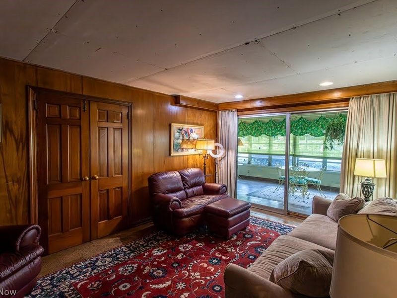 455 Redondo Road, Youngstown, OH 44504 Photo 16
