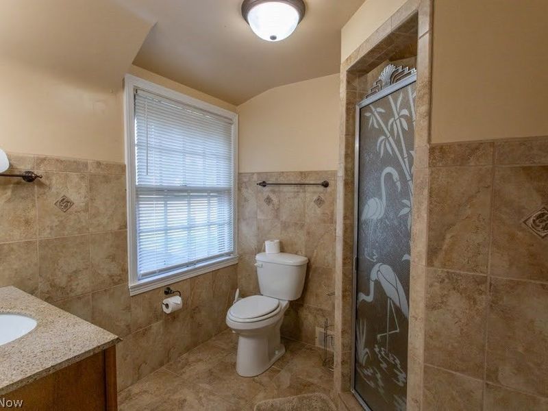 455 Redondo Road, Youngstown, OH 44504 Photo 23