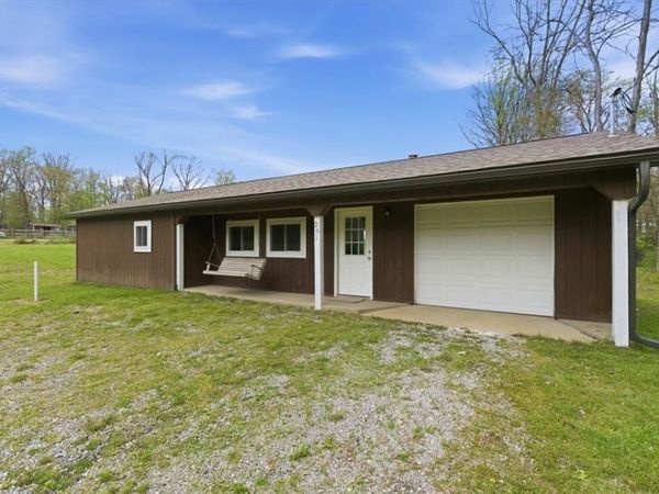 261 Hilltop Acres, Slippery Rock, PA 16057