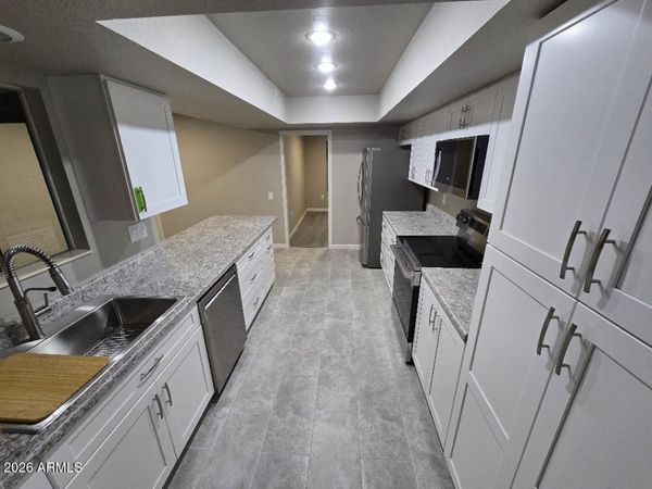 9706 W LONG HILLS Drive, Sun City, AZ 85351