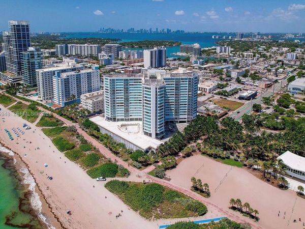 7135 Collins Ave , Unit 1214, Miami Beach, FL 33141