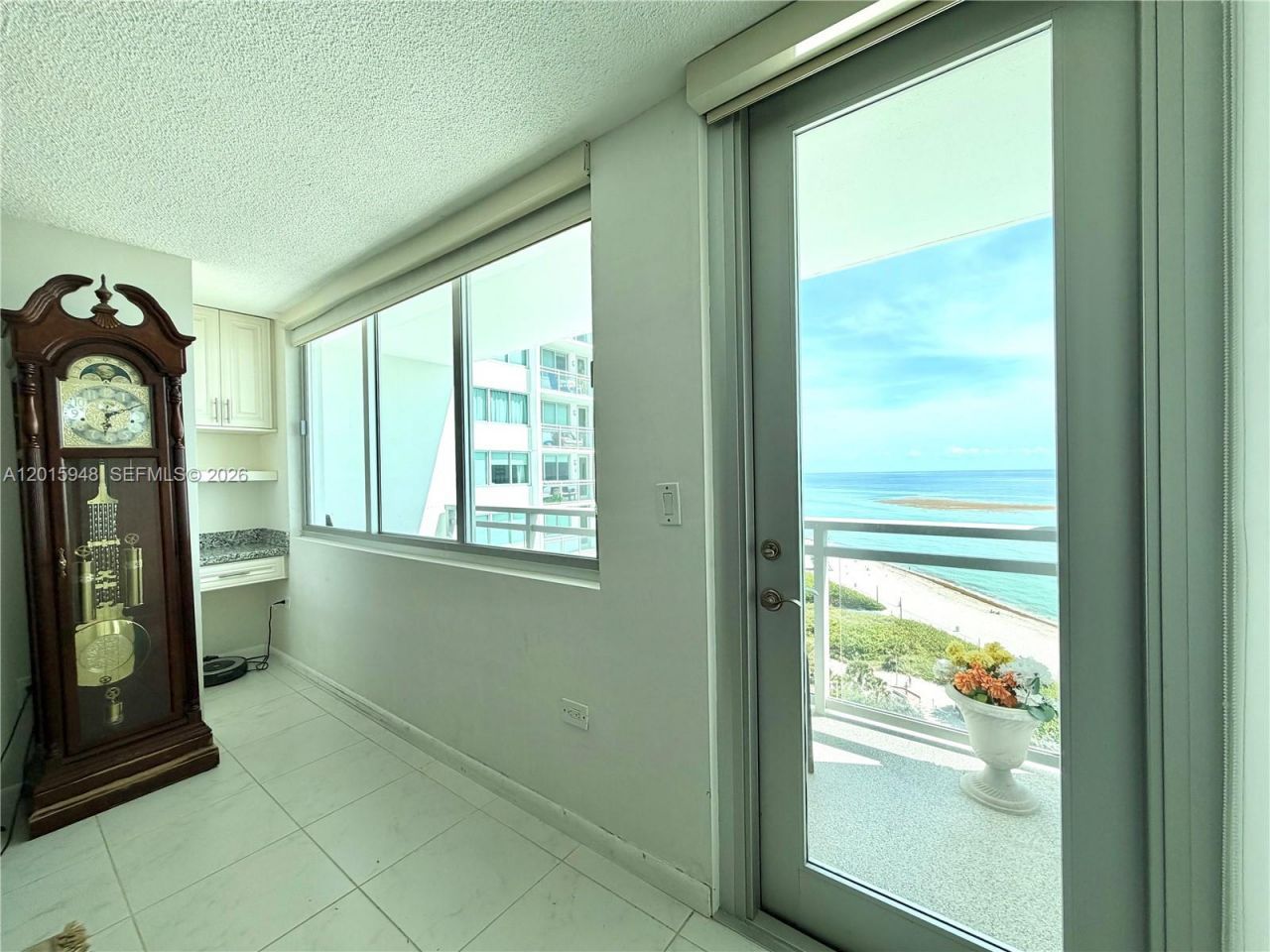 7135 Collins Ave , Unit 1214, Miami Beach, FL 33141 Photo
