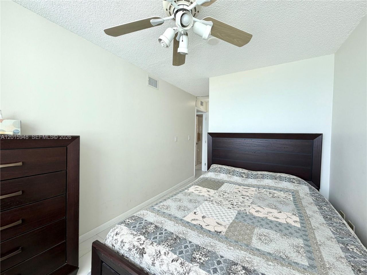 7135 Collins Ave , Unit 1214, Miami Beach, FL 33141 Photo