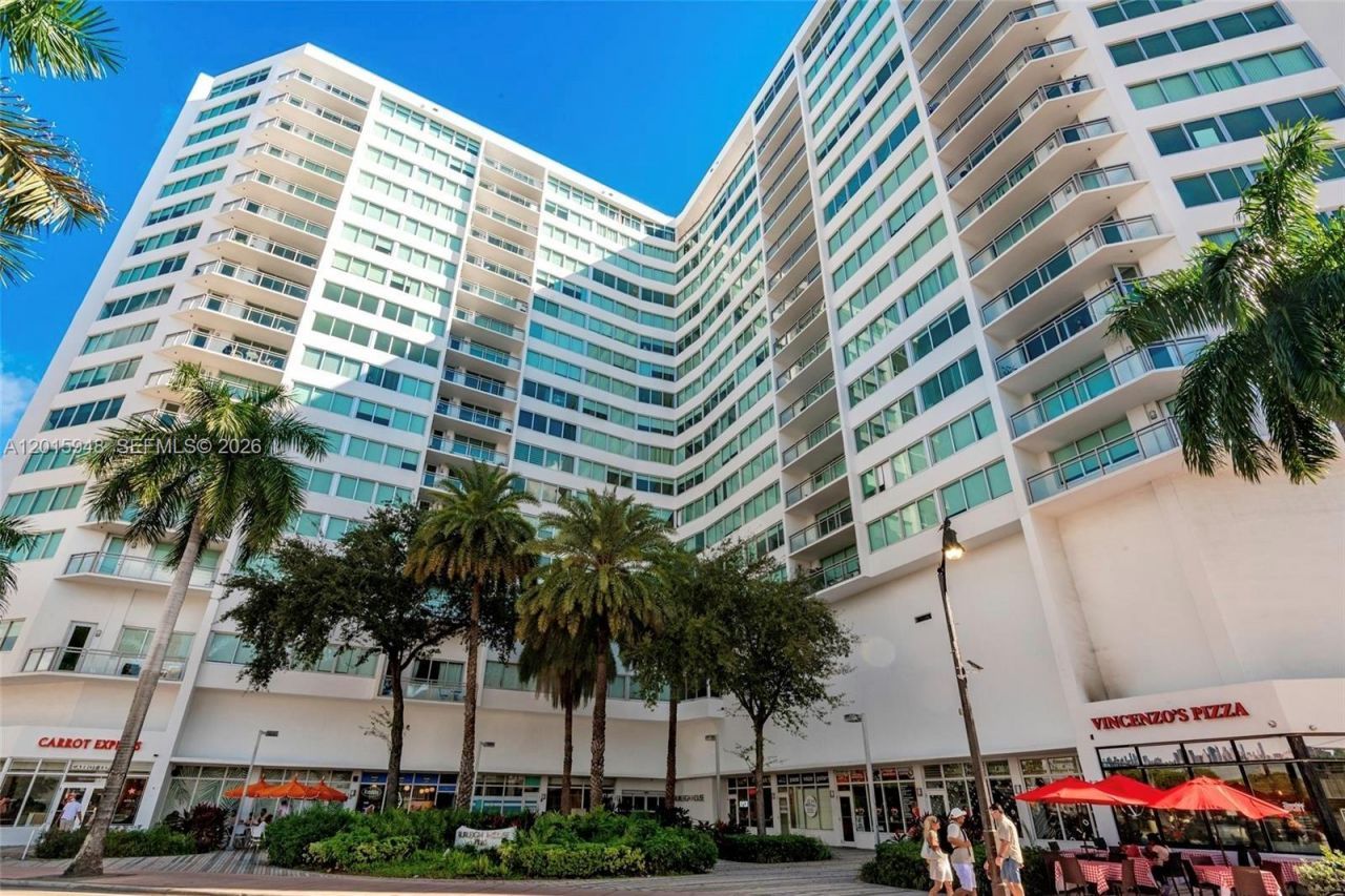 7135 Collins Ave , Unit 1214, Miami Beach, FL 33141 Photo