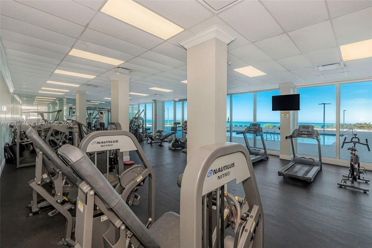 7135 Collins Ave , Unit 1214, Miami Beach, FL 33141 Photo