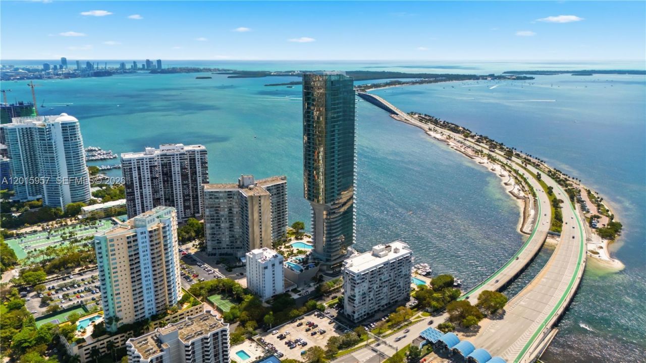 175 SE 25th Rd , Unit 3104, Miami, FL 33129 Photo