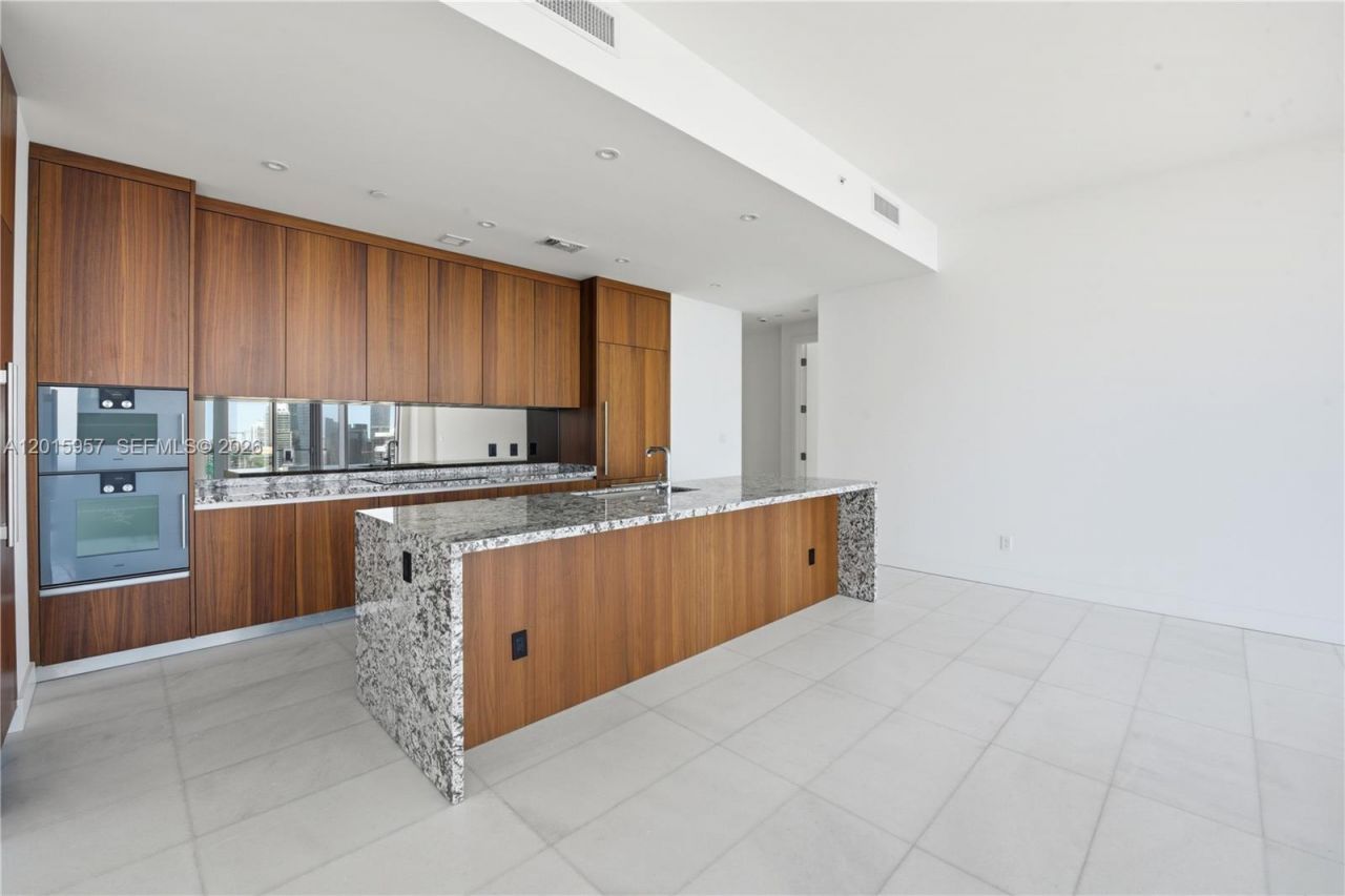 175 SE 25th Rd , Unit 3104, Miami, FL 33129 Photo