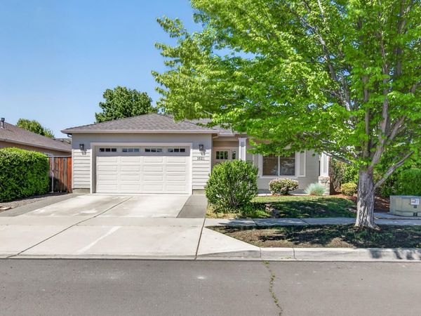 1621 Monarch Lane, Medford, OR 97504