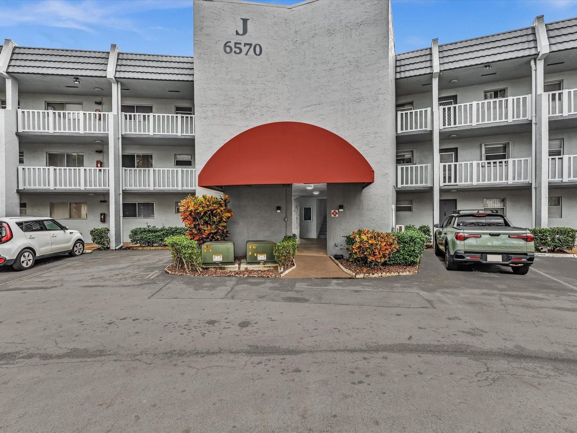 6570 Royal Palm Boulevard, Unit 206j, Margate, FL 33063 Photo