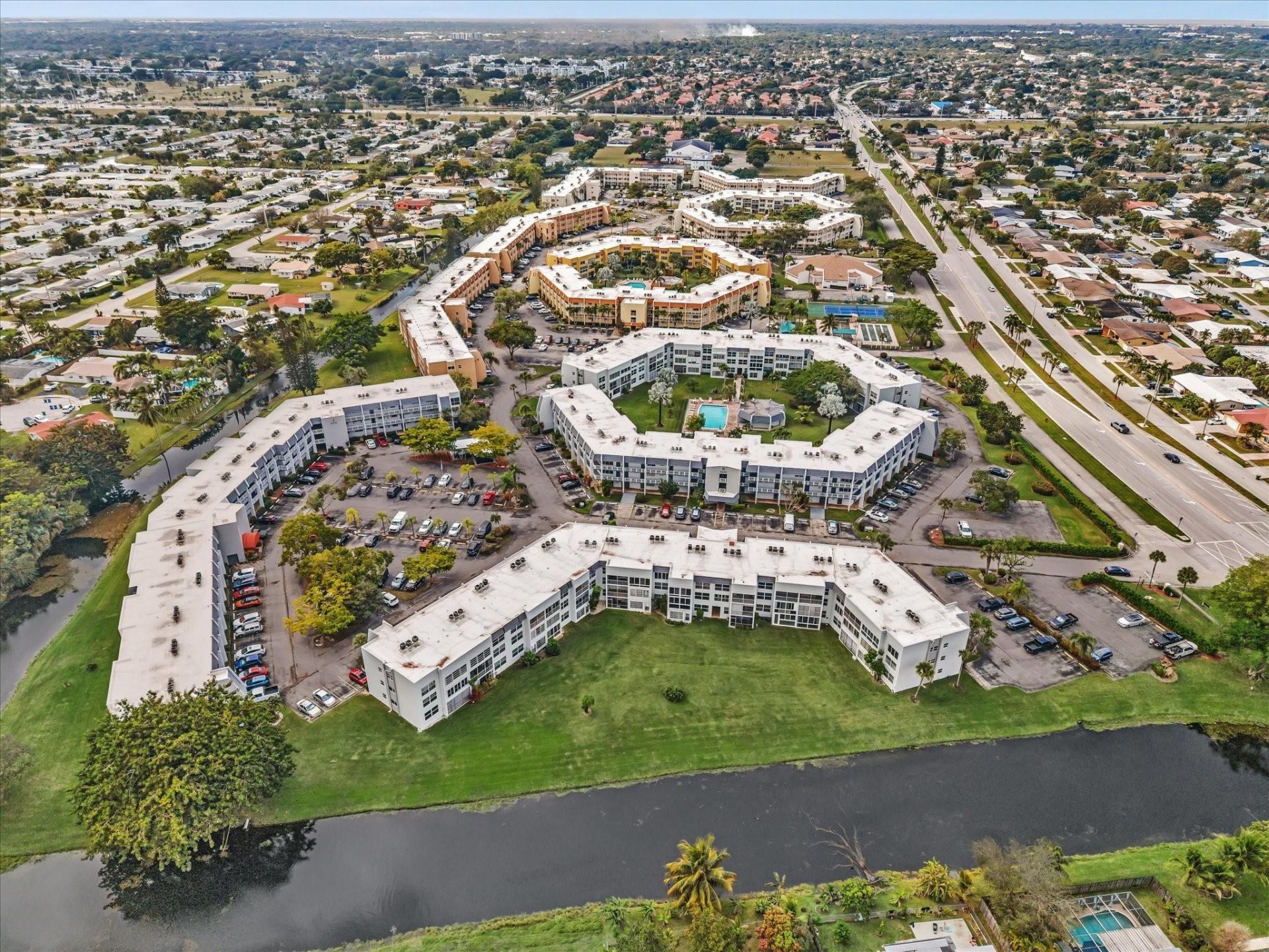 6570 Royal Palm Boulevard, Unit 206j, Margate, FL 33063 Photo
