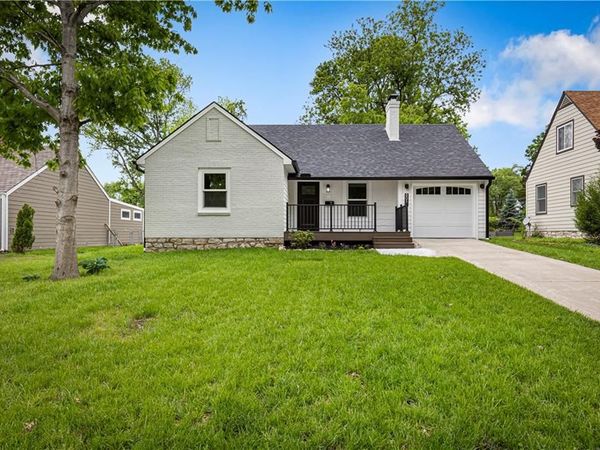 8012 Belleview Avenue, Kansas City, MO 64114