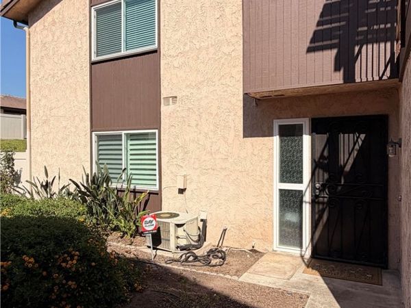 2122 Firewood Court, San Bernardino, CA 92404