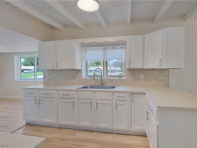 4365 Burkey Road, Austintown, OH 44515 Photo 6