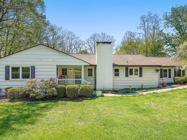 19 Skyview Drive, Armonk, NY 10504