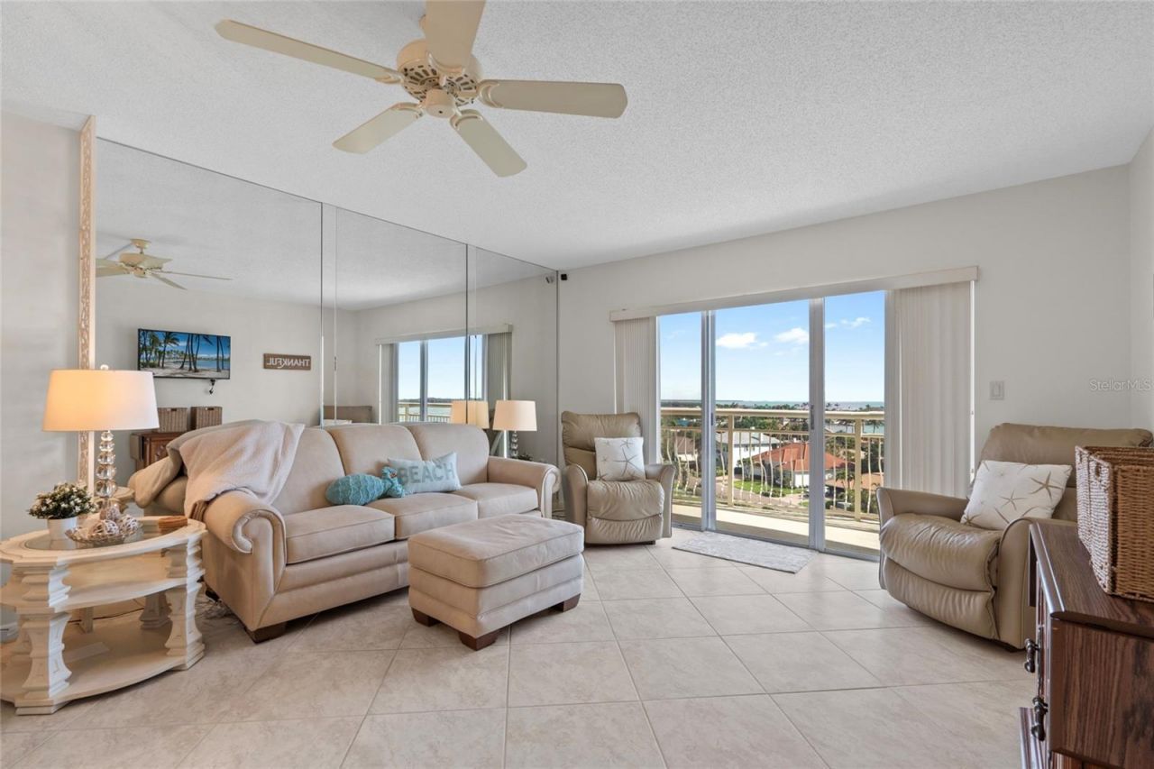 4900 Brittany Drive S, Unit 808, Saint Petersburg, FL 33715 Photo