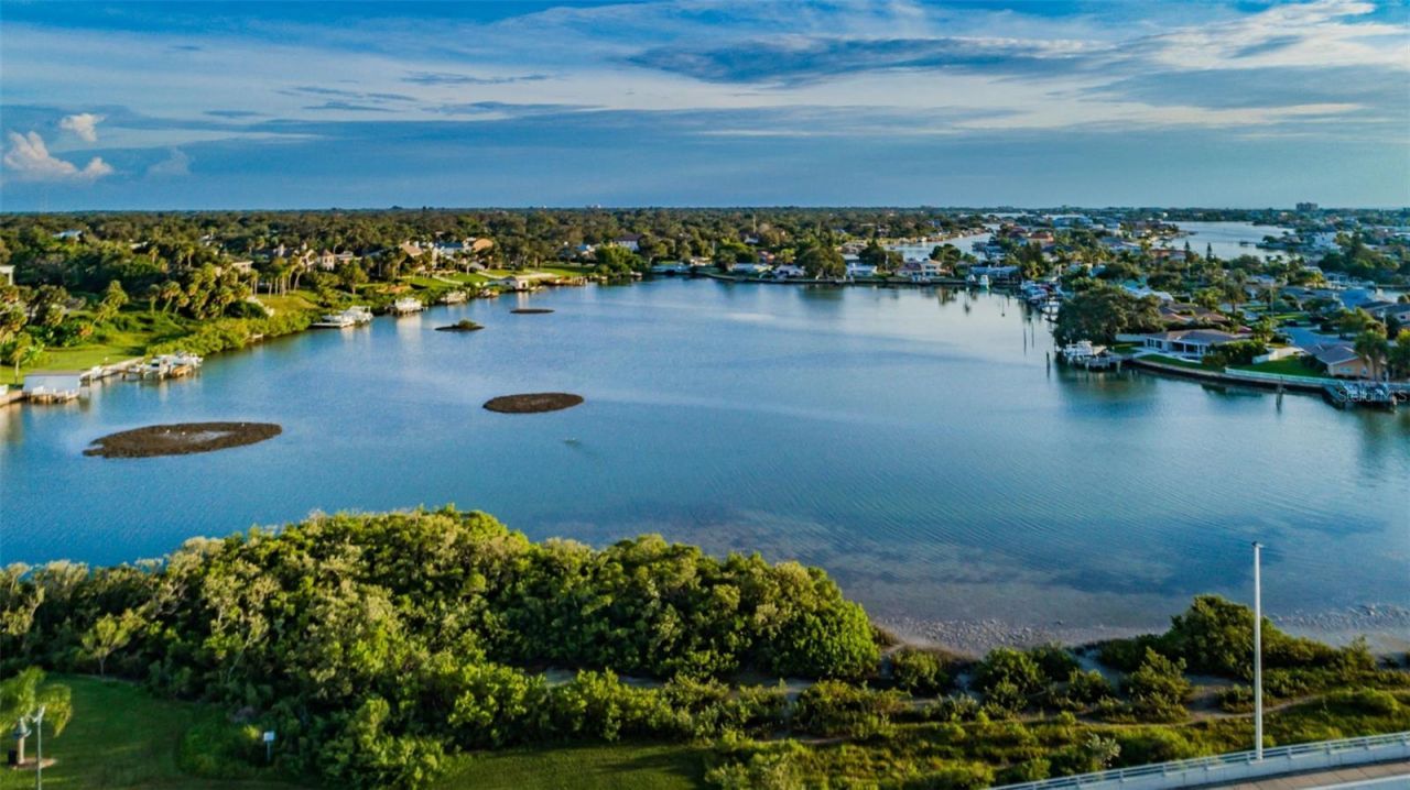 100 Bluff View Drive, Unit 608C, Belleair Bluffs, FL 33770 Photo