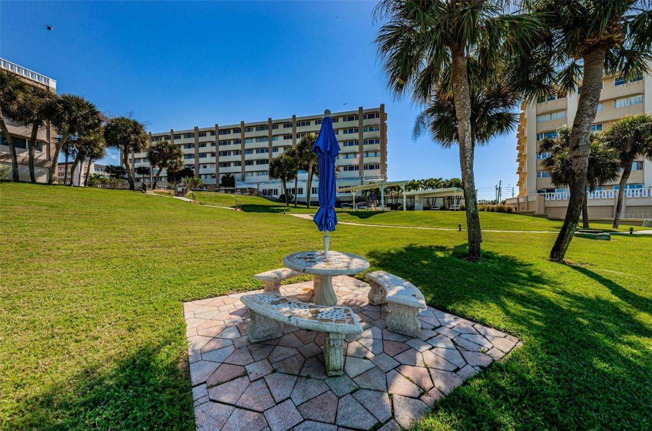 100 Bluff View Drive, Unit 608C, Belleair Bluffs, FL 33770 Photo