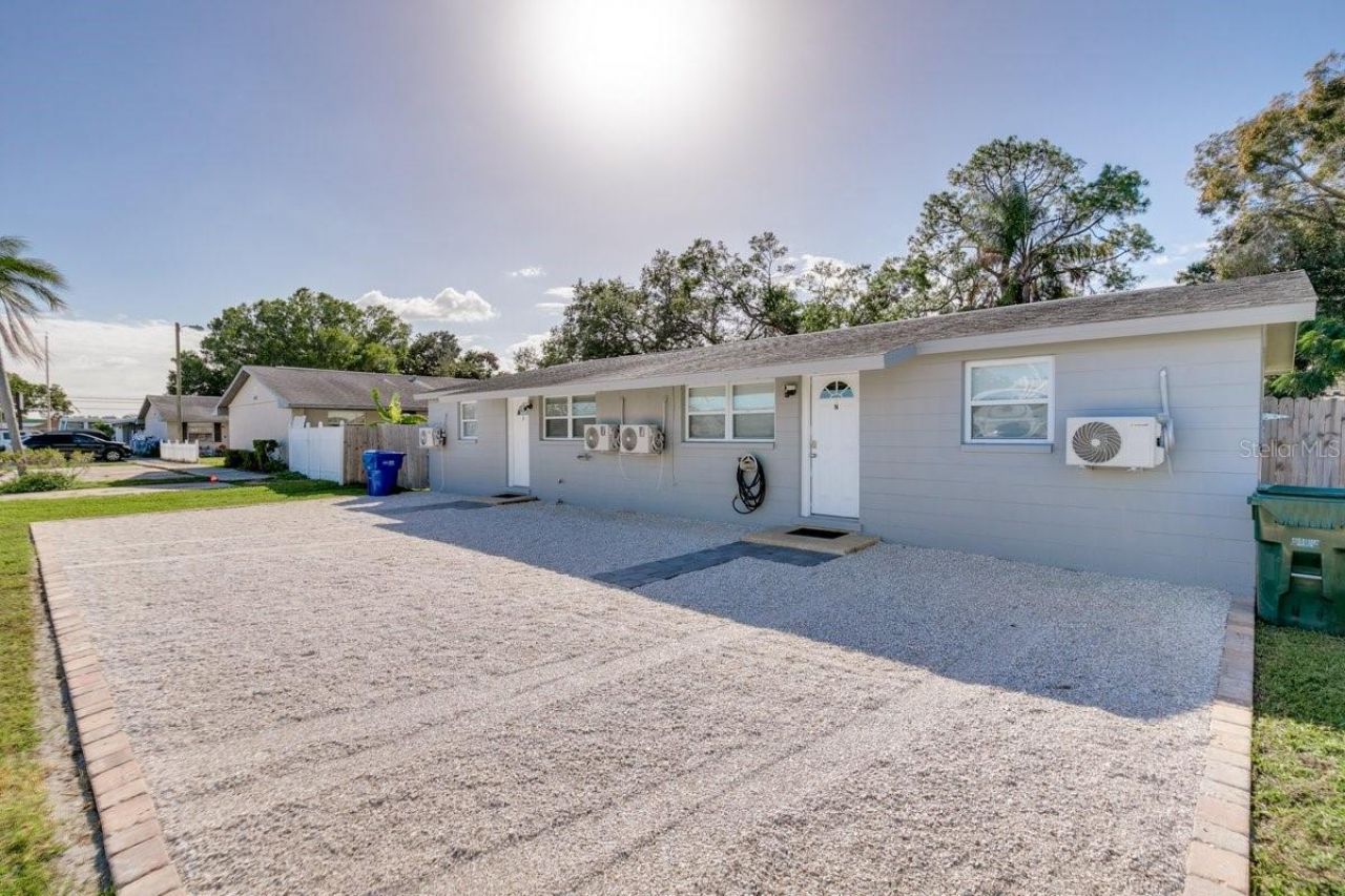 13496 W Rena Drive , Largo, FL 33771 Photo