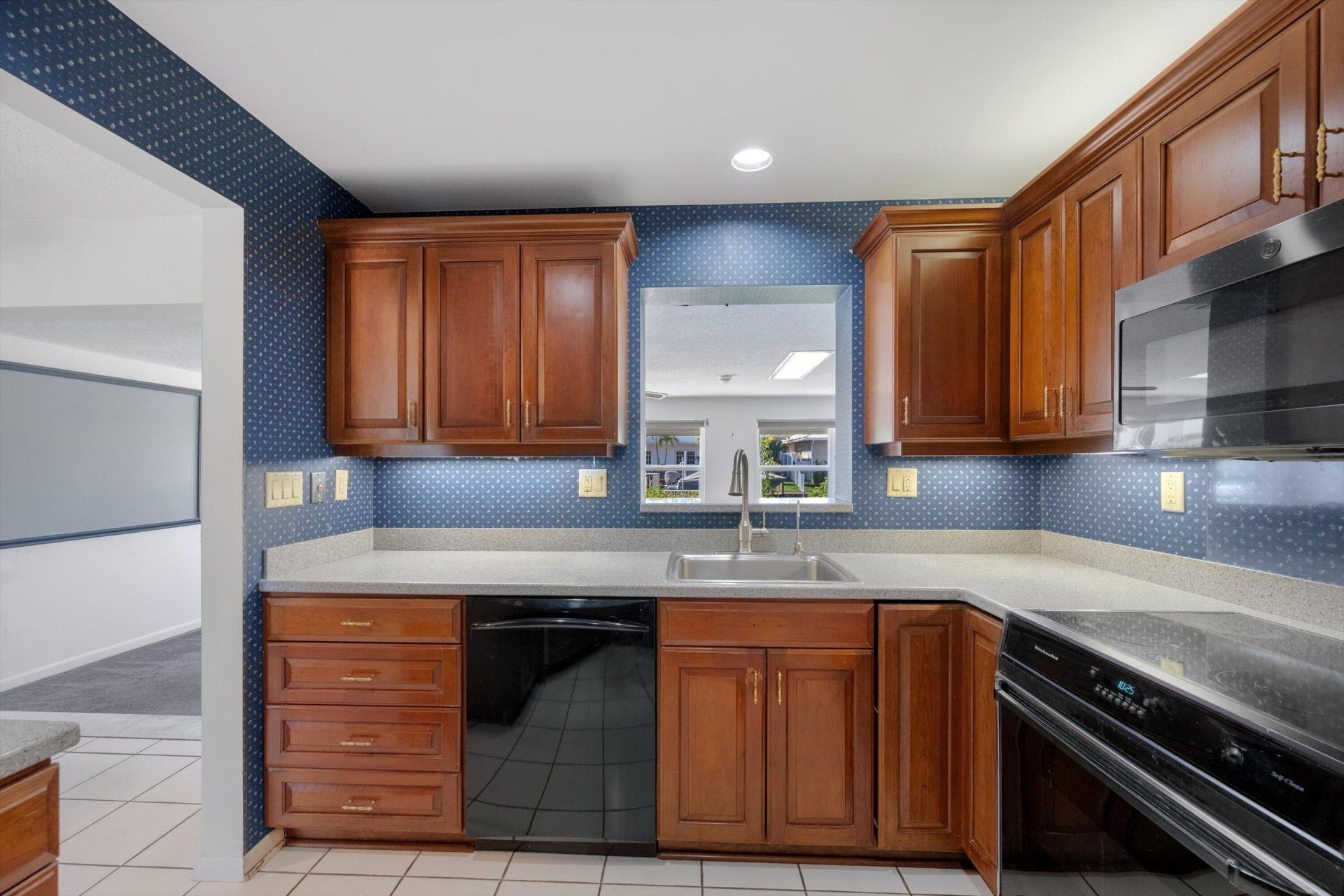 330 SE 9th Court, Pompano Beach, FL 33060 Photo