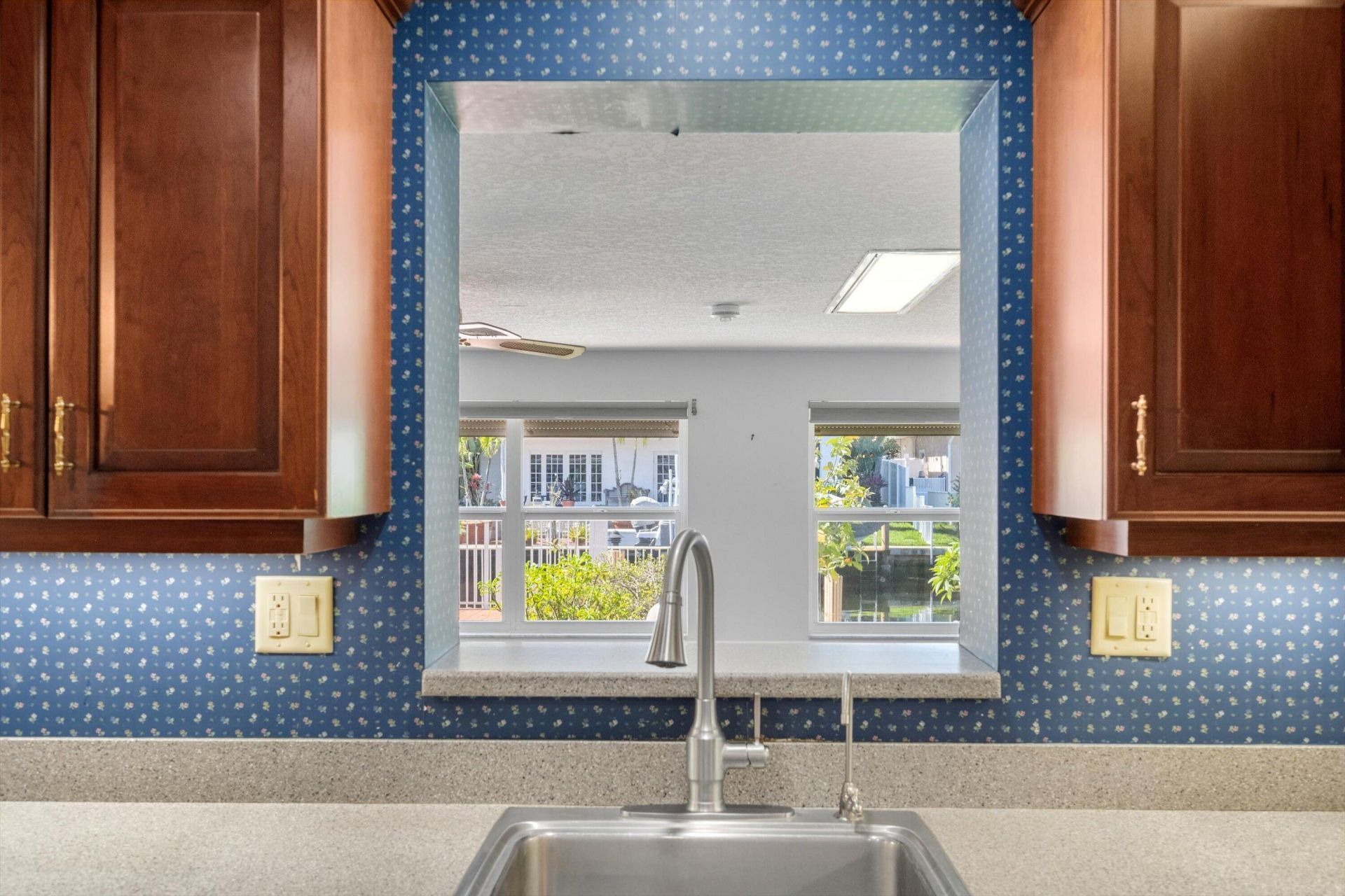 330 SE 9th Court, Pompano Beach, FL 33060 Photo