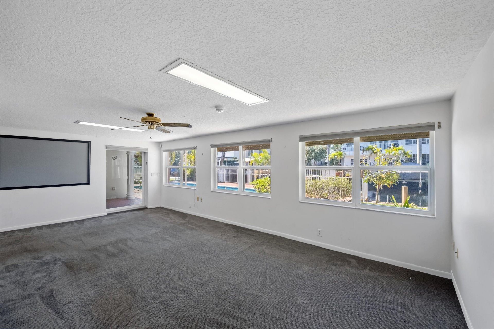 330 SE 9th Court, Pompano Beach, FL 33060 Photo