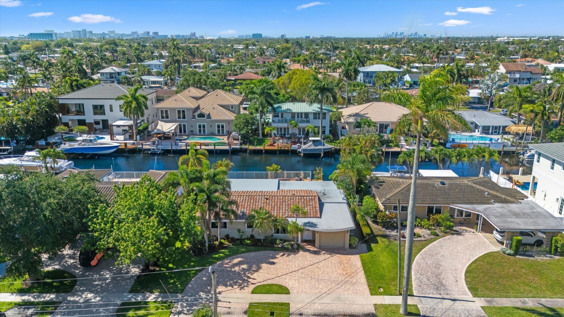 330 SE 9th Court, Pompano Beach, FL 33060 Photo