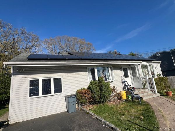 635 Jayne Boulevard, Port Jefferson, NY 11776