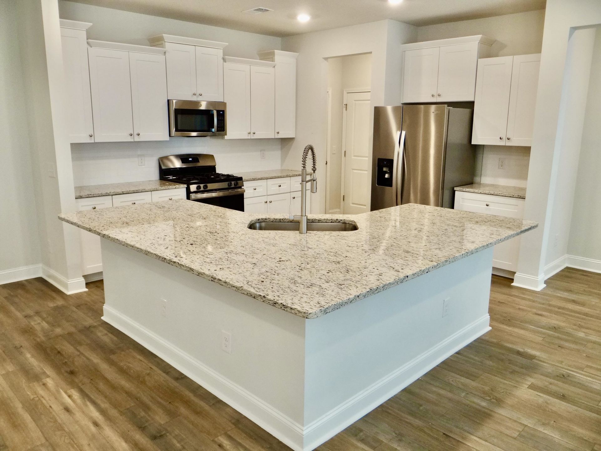 1091 Harbison Circle Photo 13