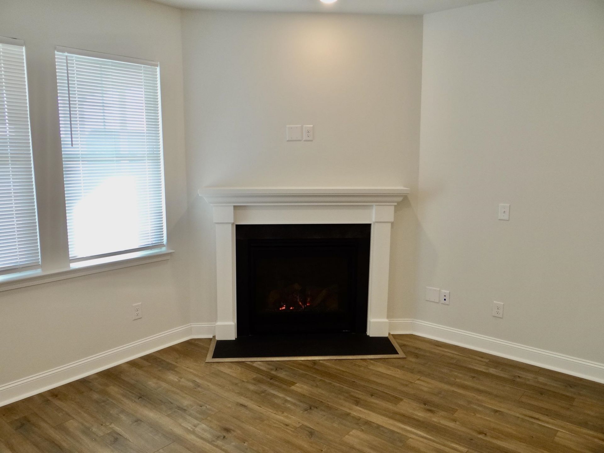 1091 Harbison Circle Photo 15