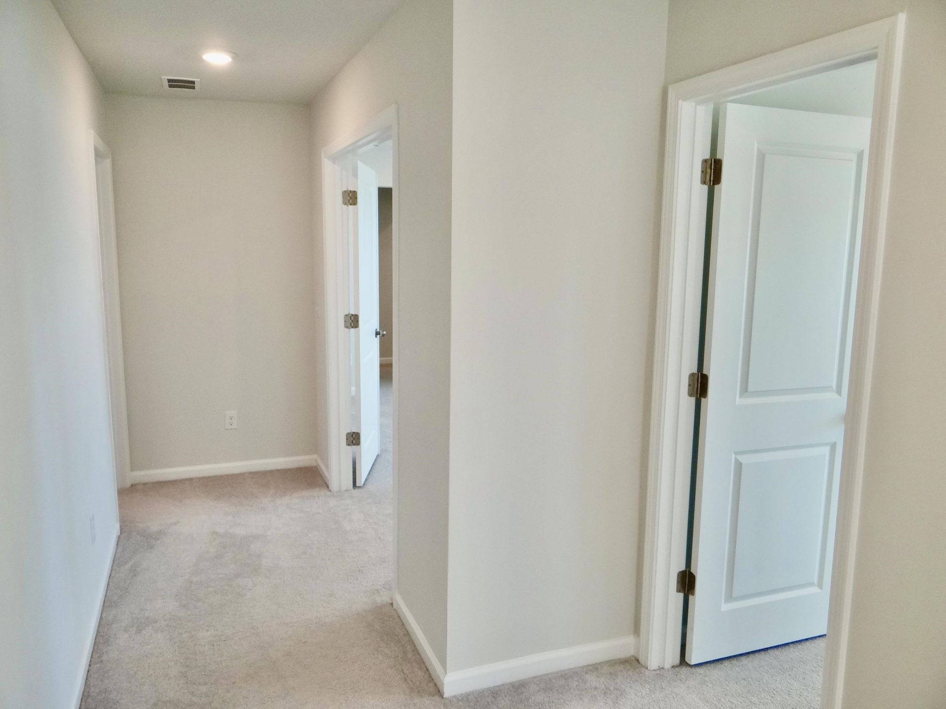1091 Harbison Circle Photo 23
