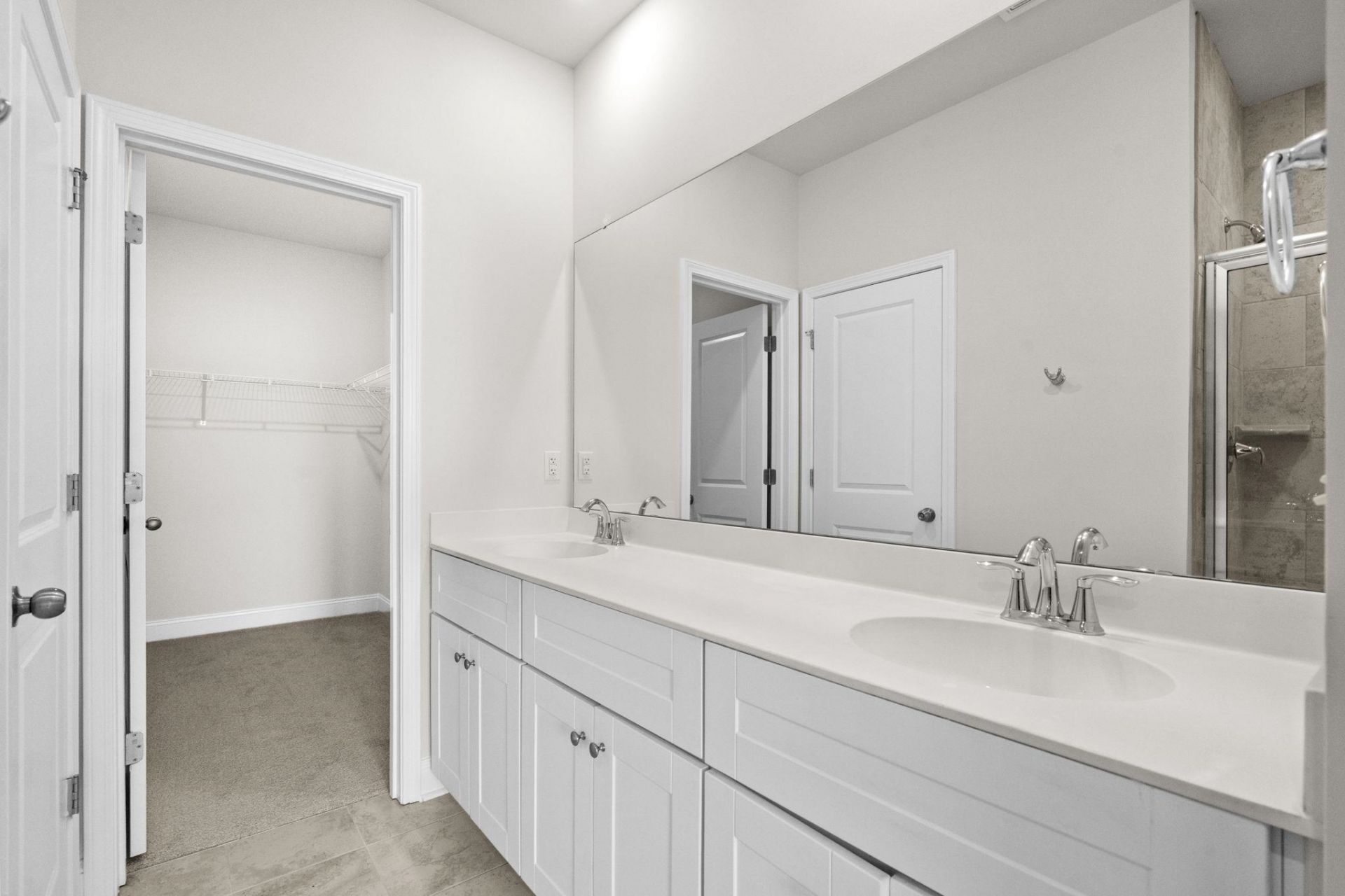 1091 Harbison Circle Photo 32