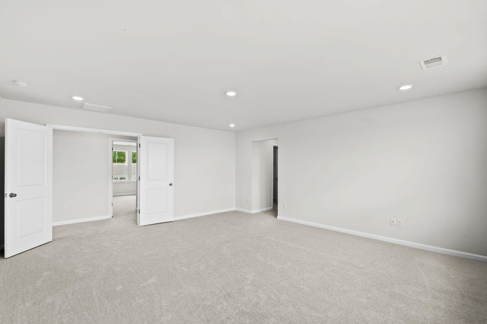 1091 Harbison Circle Photo 36