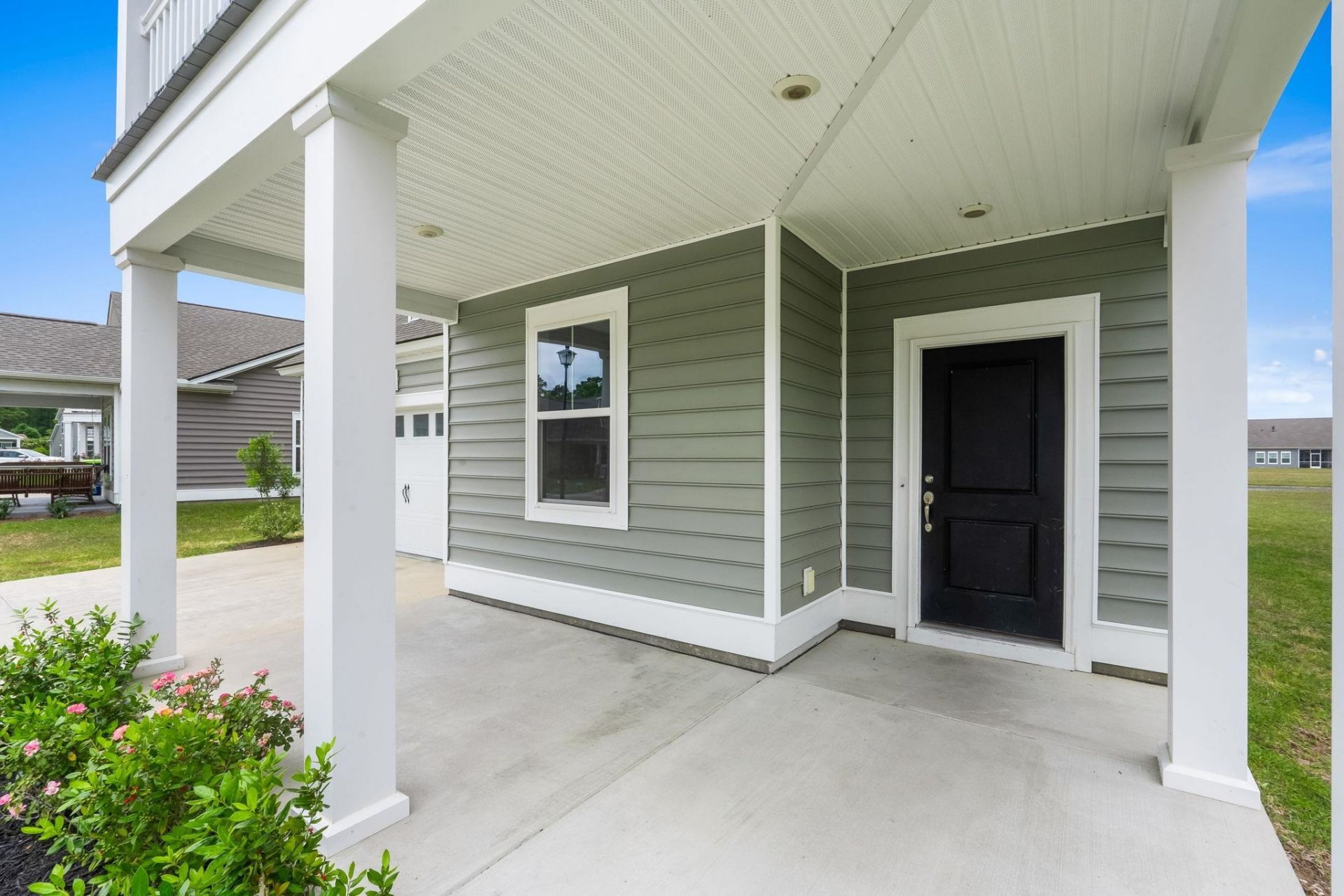 1091 Harbison Circle Photo 6