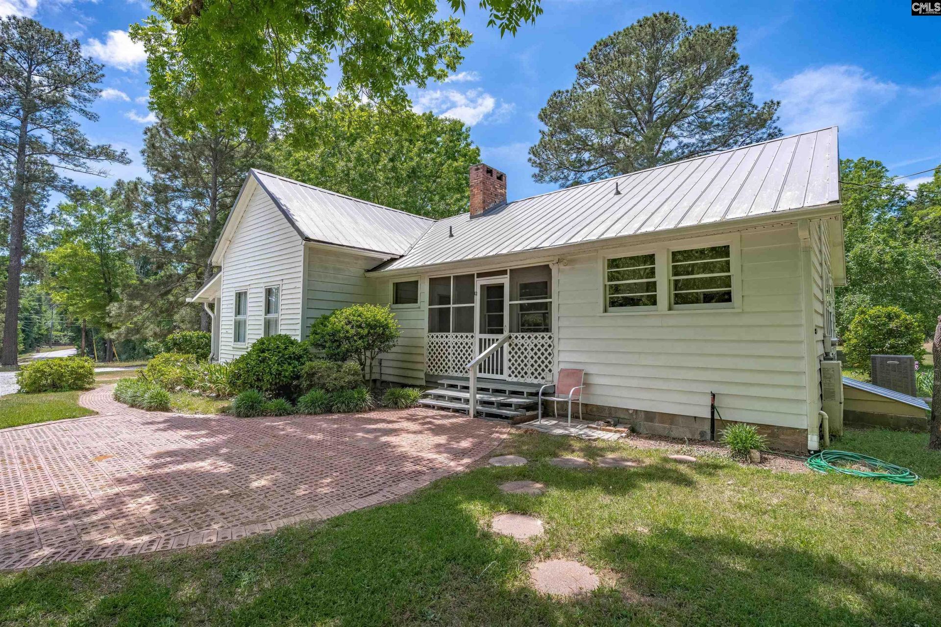 157 Hiller Road  Photo 9