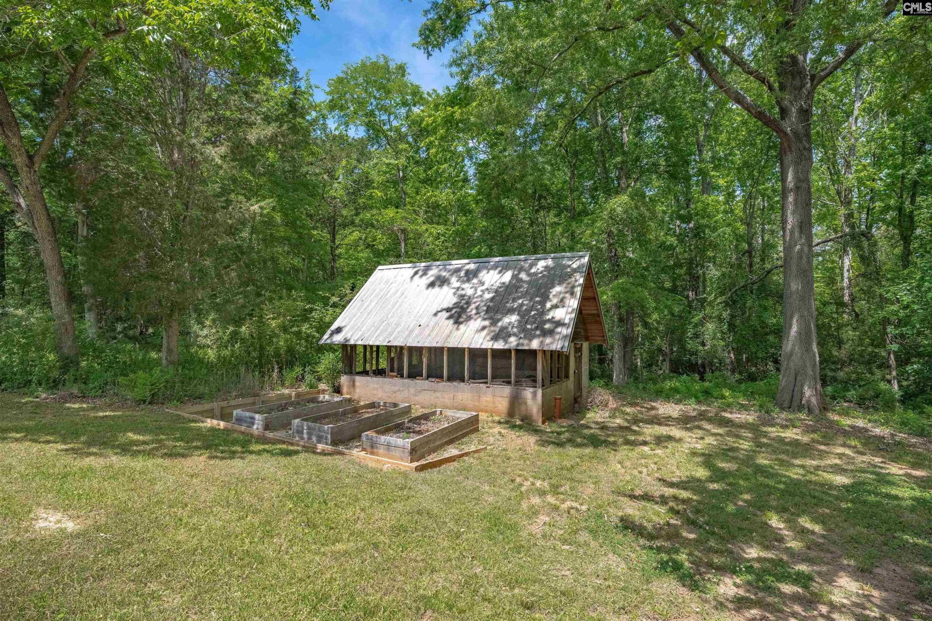 157 Hiller Road  Photo 12