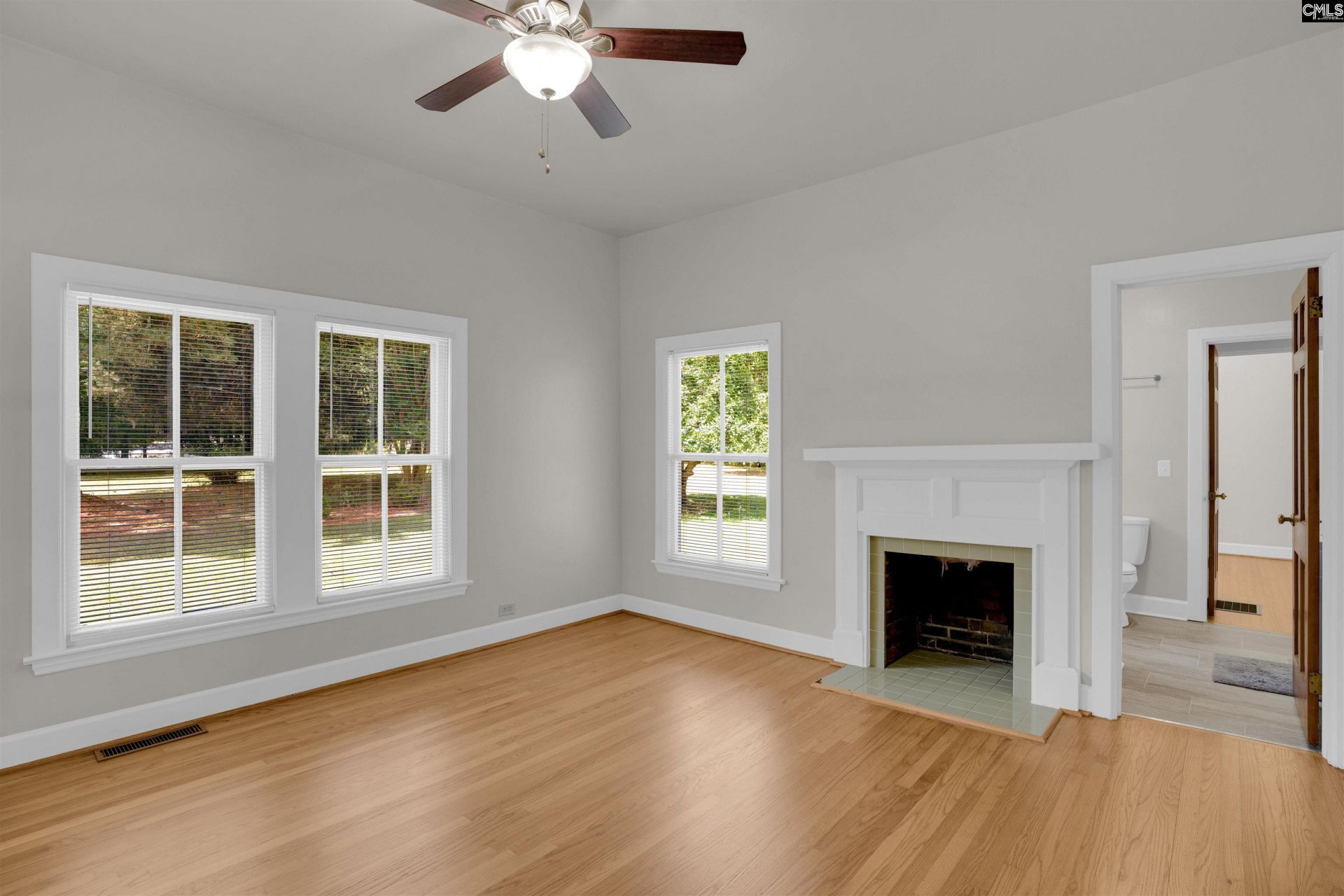 157 Hiller Road  Photo 6