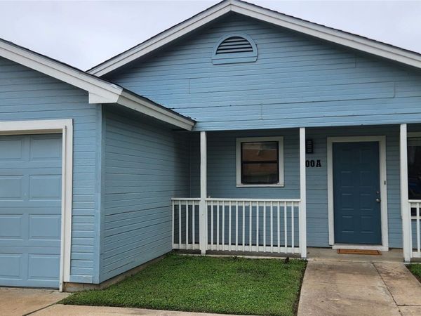 600 Country Aire DR, Unit A, Round Rock, TX 78664