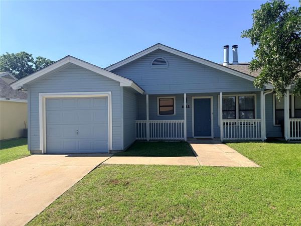 600 Country Aire DR, Unit A, Round Rock, TX 78664