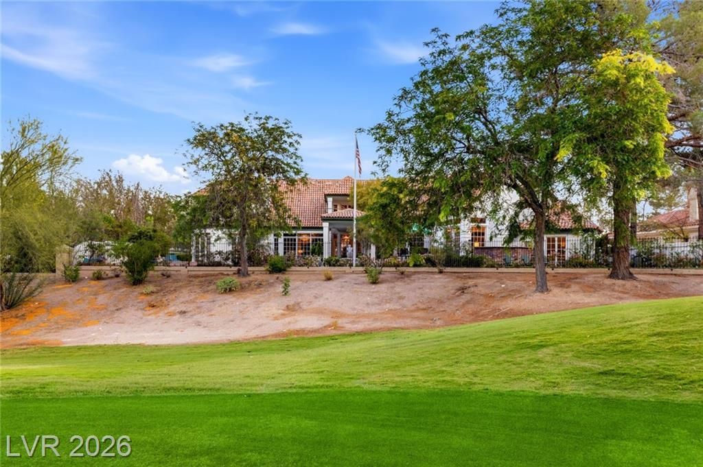 14 Innisbrook Avenue, Las Vegas, NV 89113