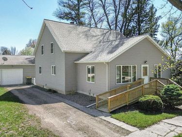 606 2nd Street, Lucan, MN 56255