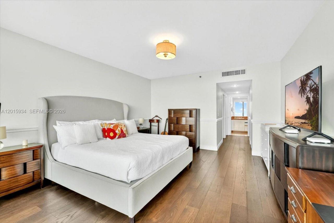 2127 Brickell Ave , Unit 2005, Miami, FL 33129 Photo