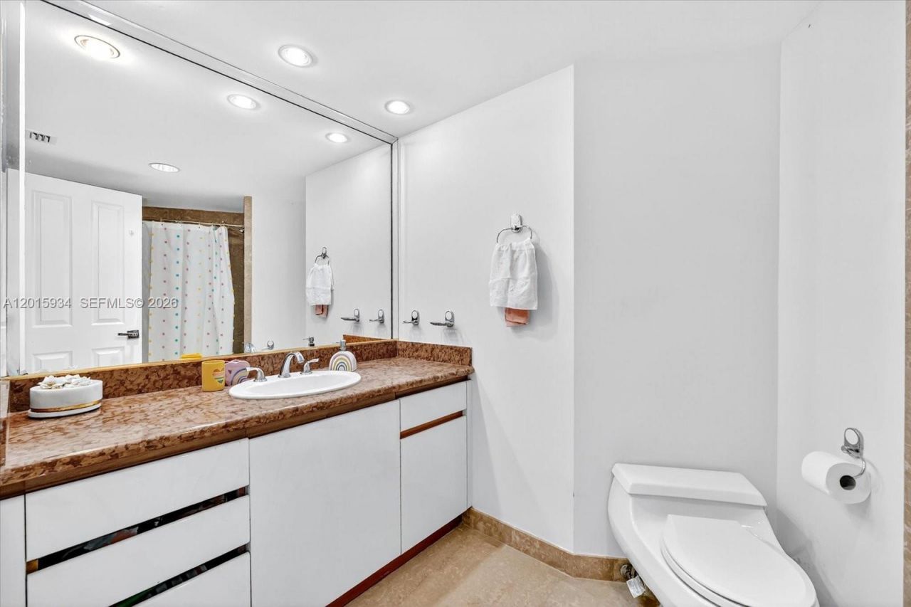 2127 Brickell Ave , Unit 2005, Miami, FL 33129 Photo