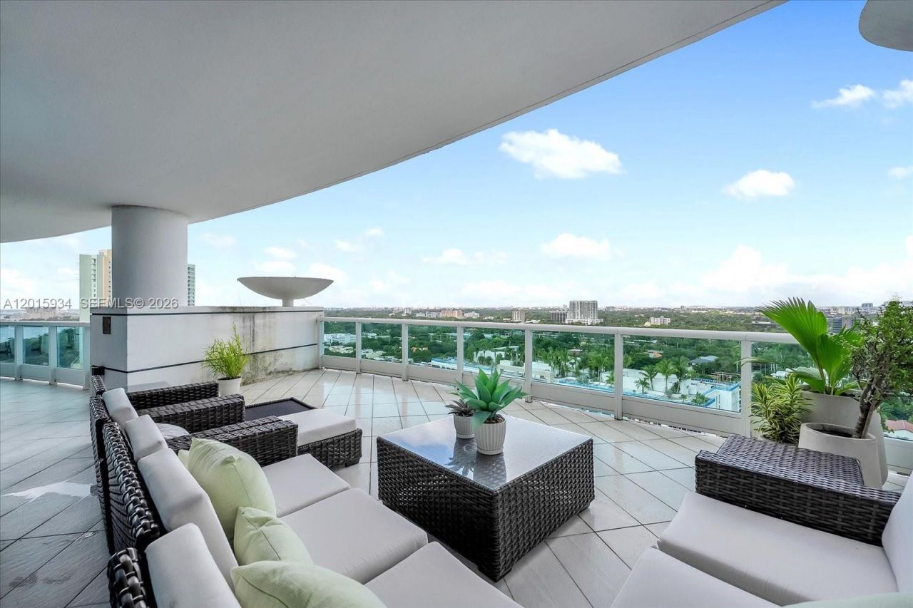 2127 Brickell Ave , Unit 2005, Miami, FL 33129 Photo