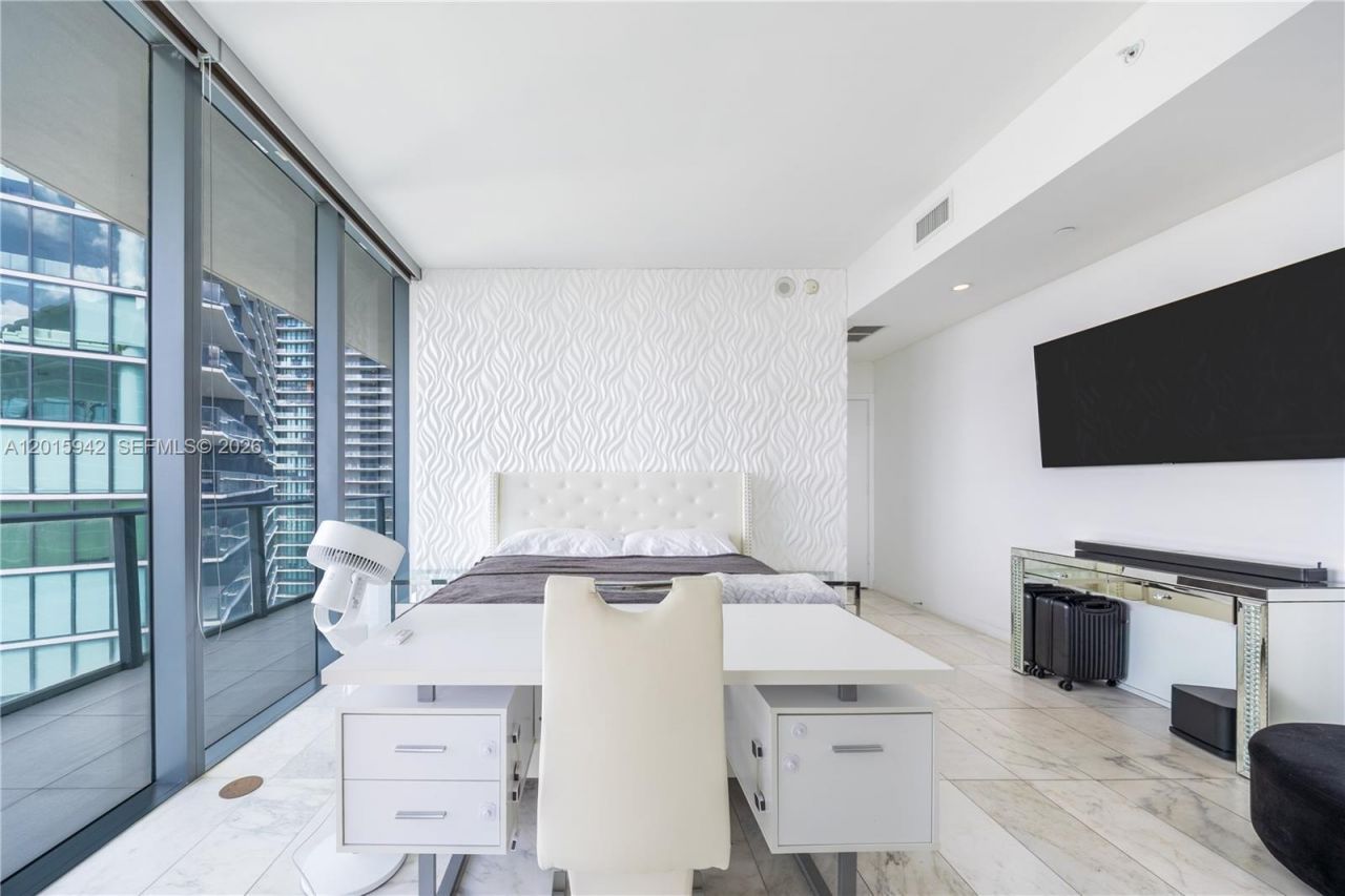 480 NE 31st St, Unit 2407, Miami, FL 33137 Photo