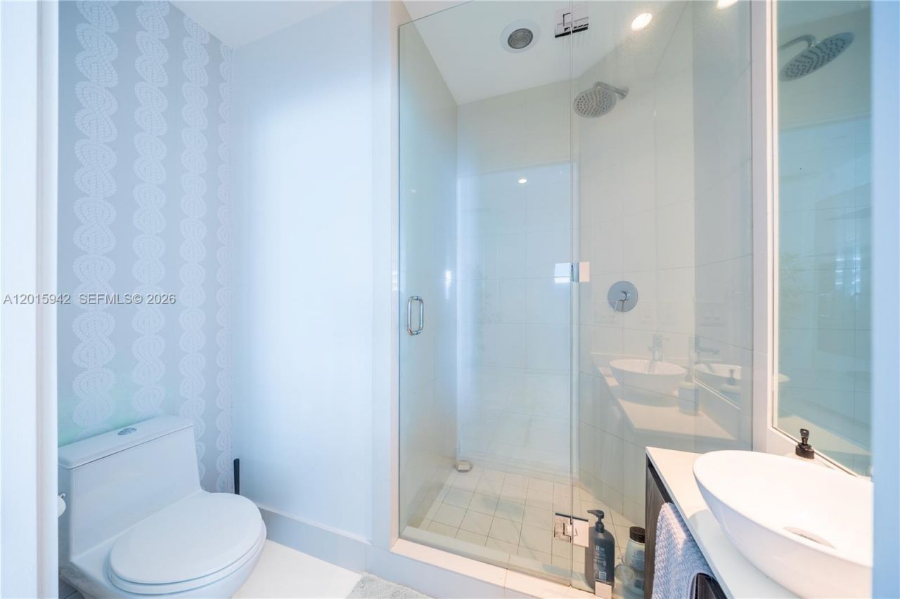 480 NE 31st St, Unit 2407, Miami, FL 33137 Photo