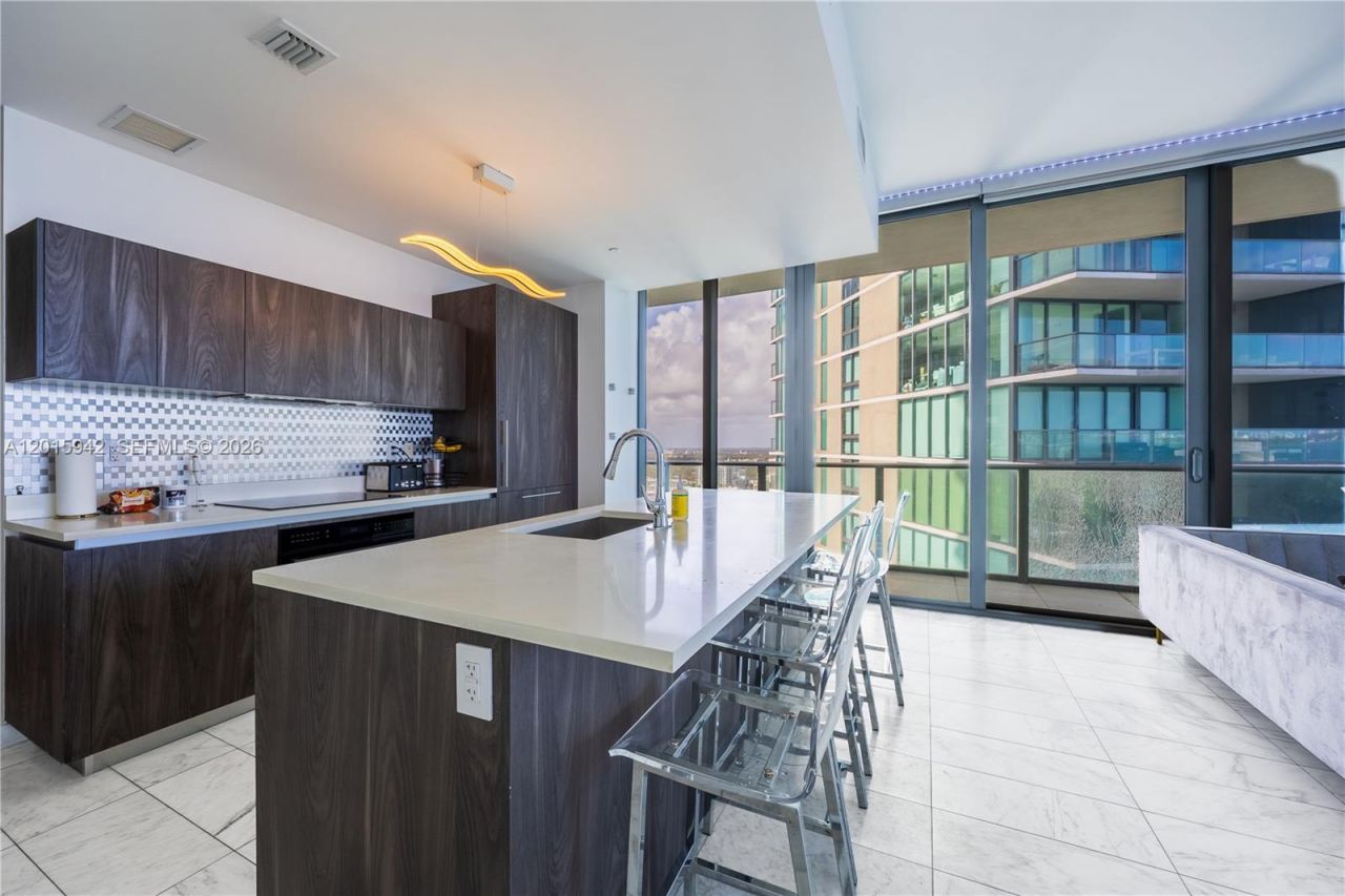 480 NE 31st St, Unit 2407, Miami, FL 33137 Photo