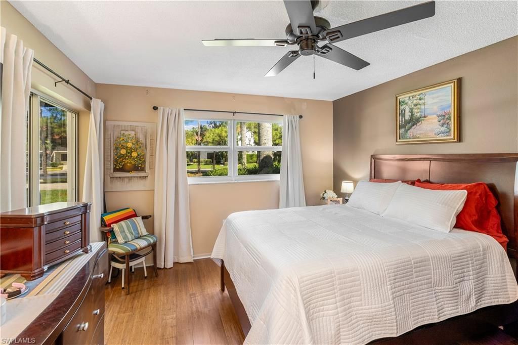 200 Valley Stream Dr, Unit 4B, Naples, FL 34113 Photo
