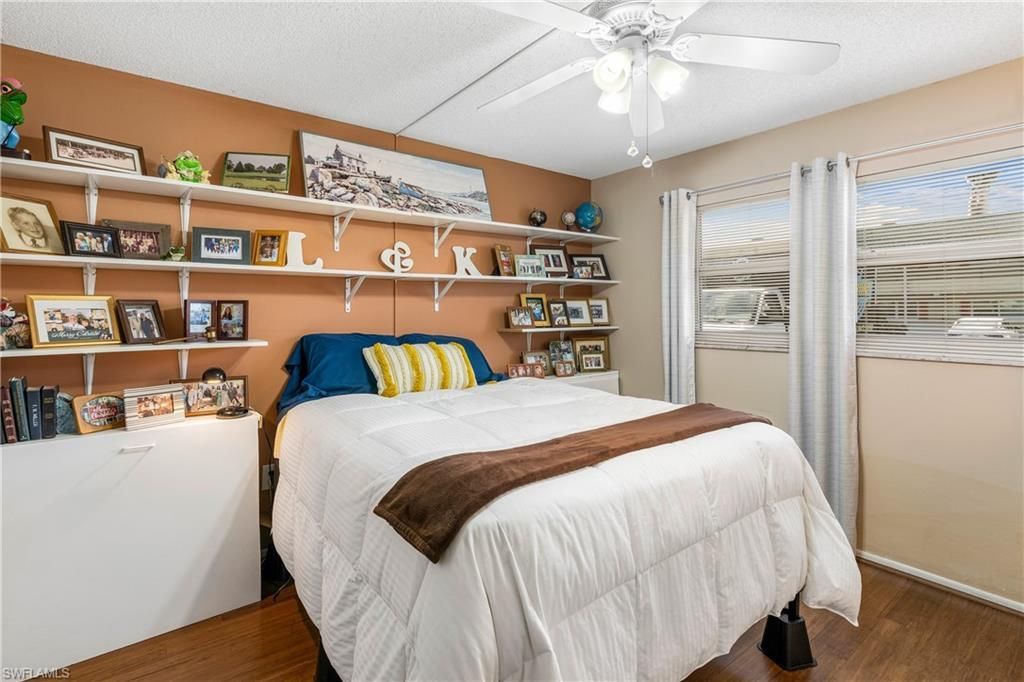 200 Valley Stream Dr, Unit 4B, Naples, FL 34113 Photo