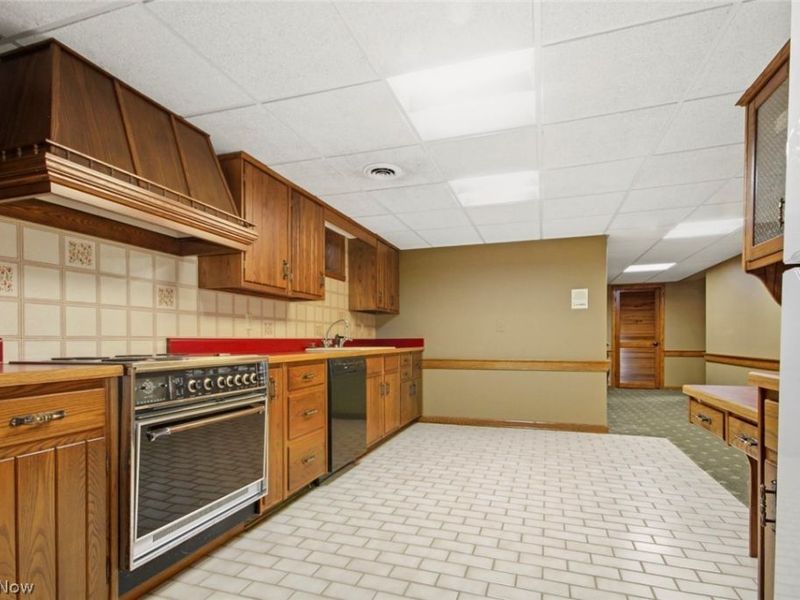 8243 N Lima Road, Poland, OH 44514 Photo 29